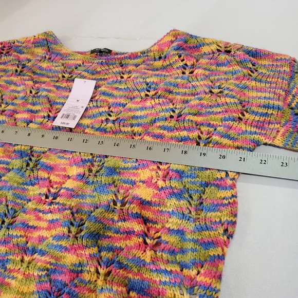NWT Wild Fable Knit Colorful Cropped Sweater Med - Picture 8 of 9
